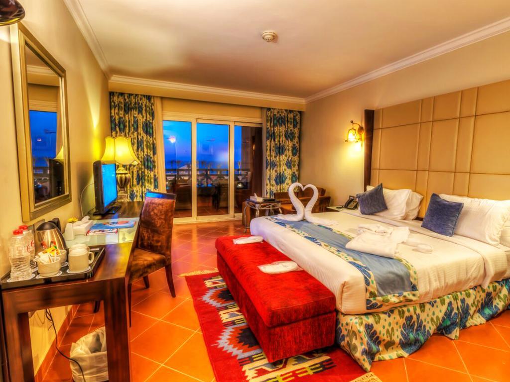 Porto Matrouh Beach Resort Mersa Matruh Buitenkant foto