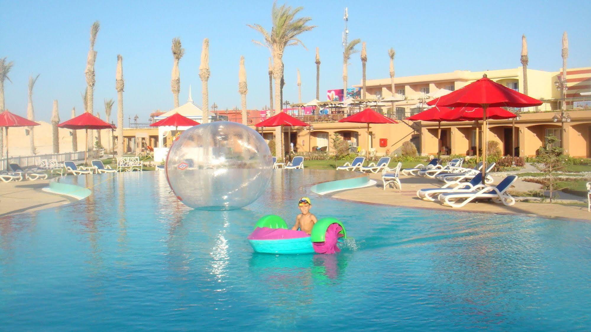 Porto Matrouh Beach Resort Mersa Matruh Buitenkant foto